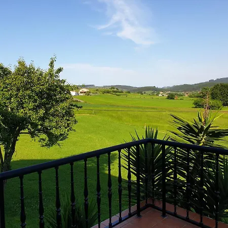 Casa Blanca Gueemes * Bareyo