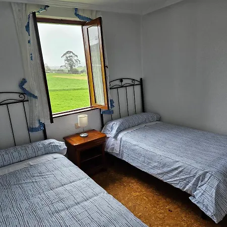 Casa Blanca Güemes Сasa de vacaciones Bareyo