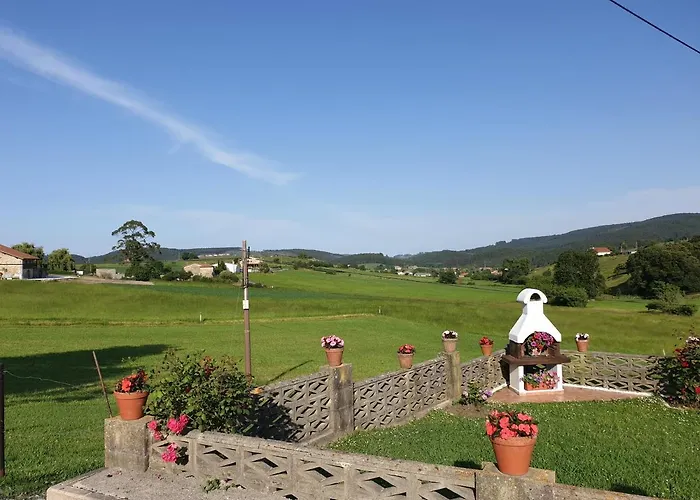 Casa Blanca Gueemes * Bareyo