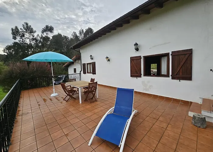 Casa Blanca Gueemes בית נופש Bareyo