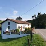 Casa Blanca Gueemes Holiday home *