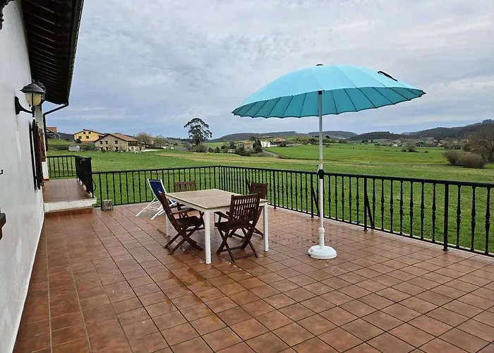 Casa Blanca Gueemes Bareyo